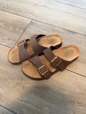 ODOLY Women's brown cork sandals size 9